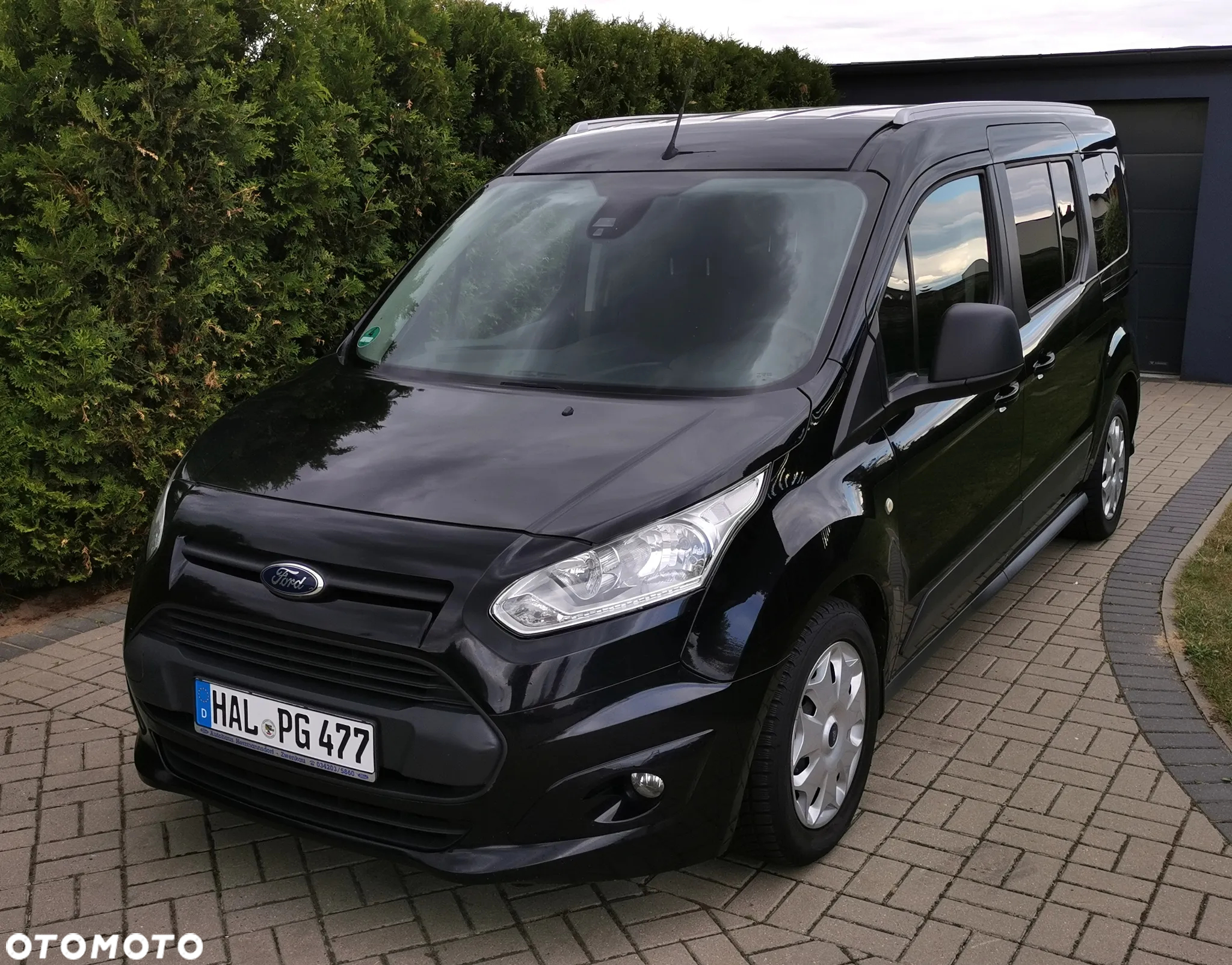 Ford Tourneo Connect Grand - 19