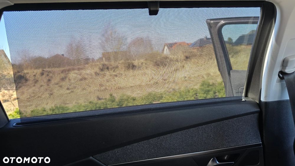 Peugeot 5008 1.6 BlueHDI Allure S&S EAT6 - 29