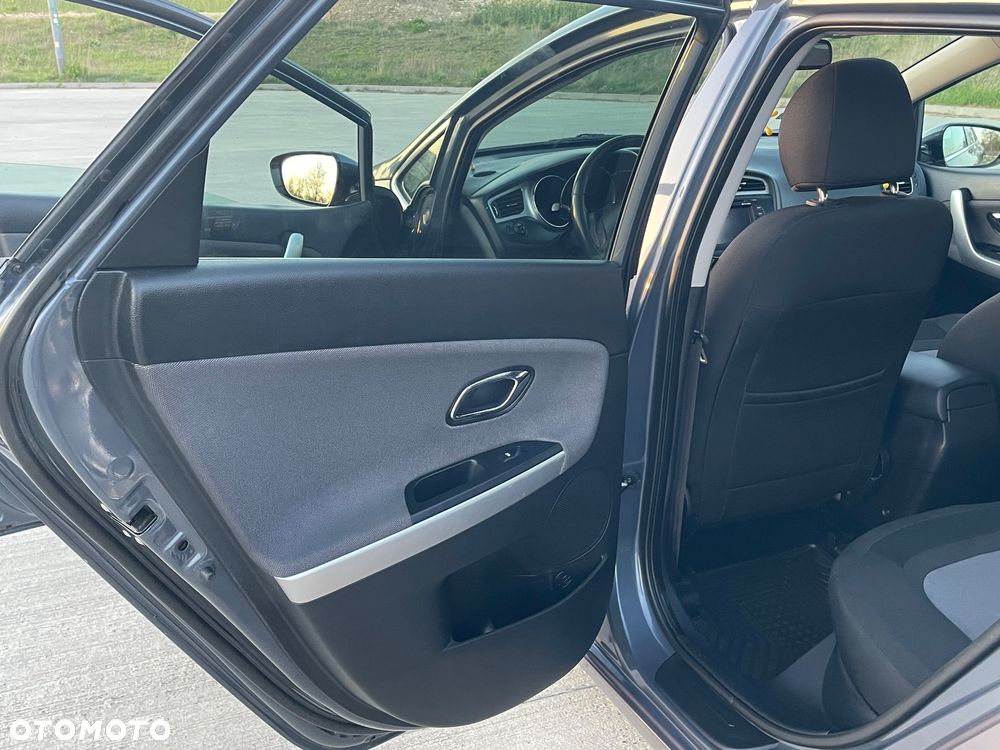 Kia Ceed 1.6 CRDi Business Line - 11