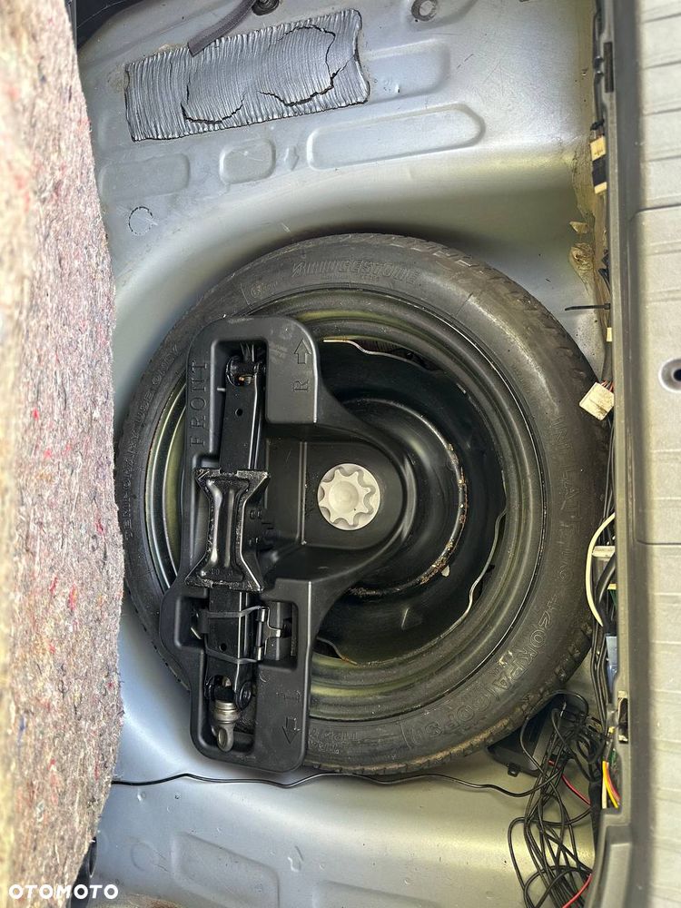Toyota Prius 1.5 VVT-i Sol - 9