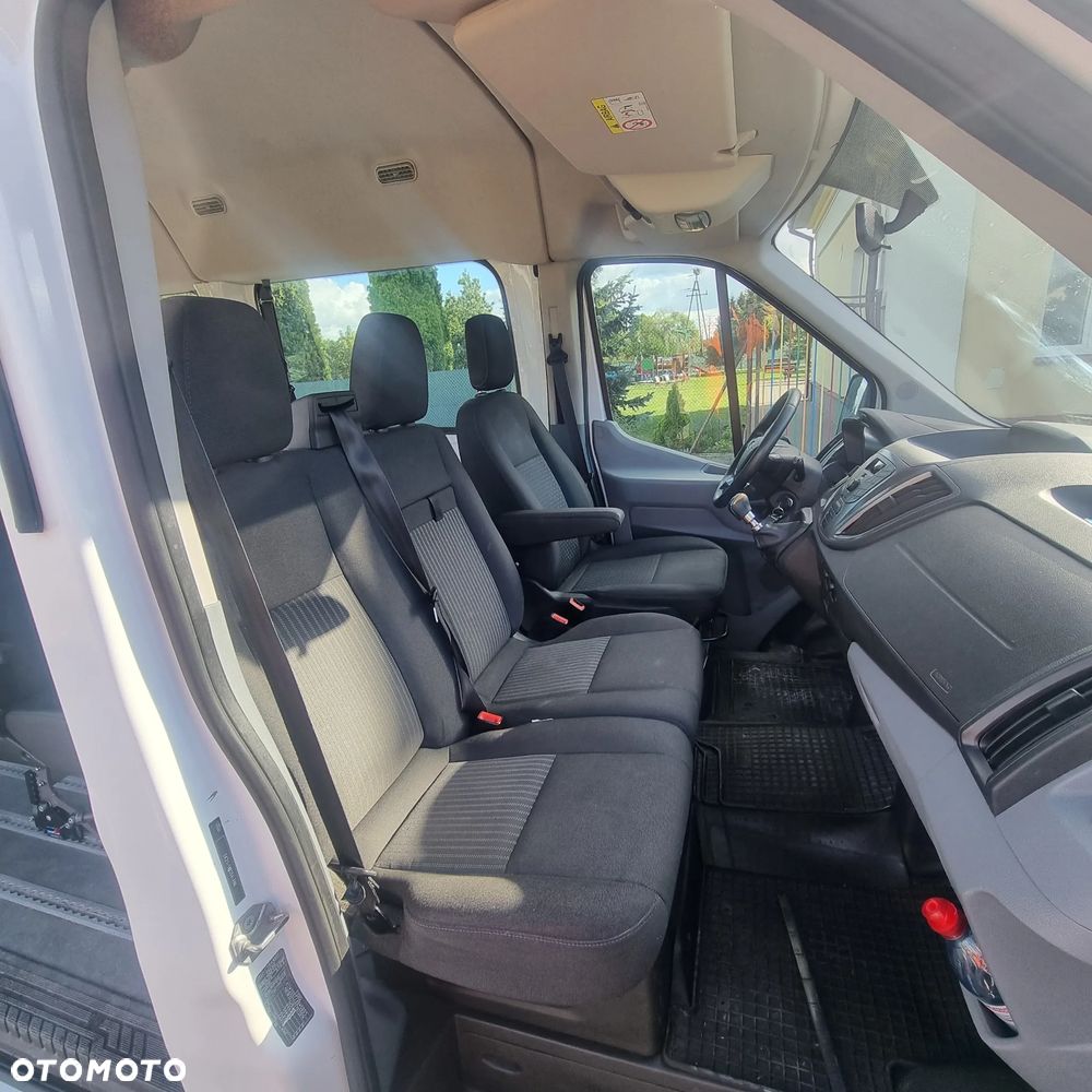 Ford Transit - 17