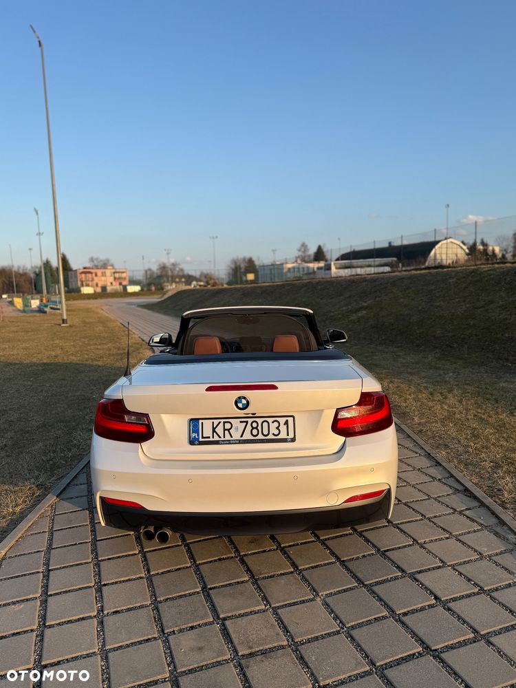 BMW Seria 2 220i - 3