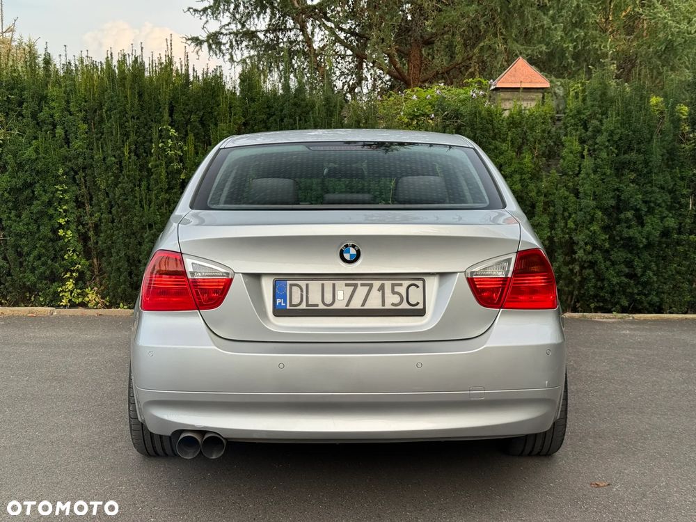 BMW Seria 3 320i - 6