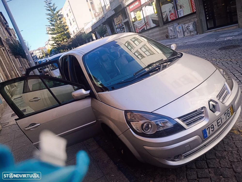 Renault Mégane Scénic - 1