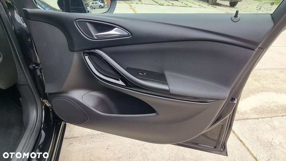 Opel Astra 1.4 Turbo Dynamic - 31