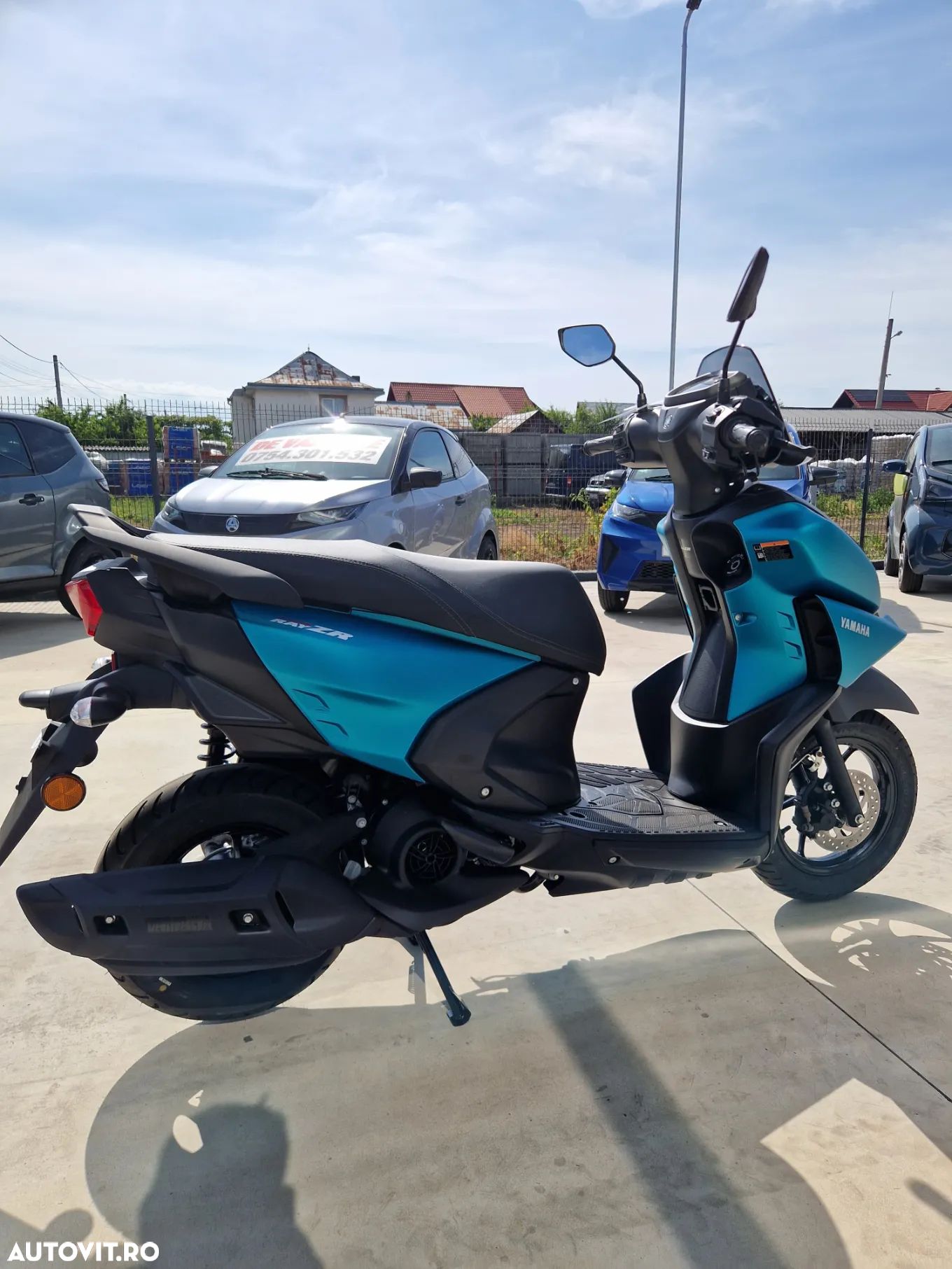 Yamaha R1-Z - 1