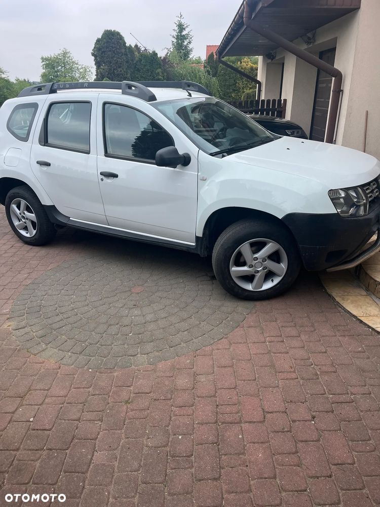 Dacia Duster 1.6 SCe Laureate S&S - 4