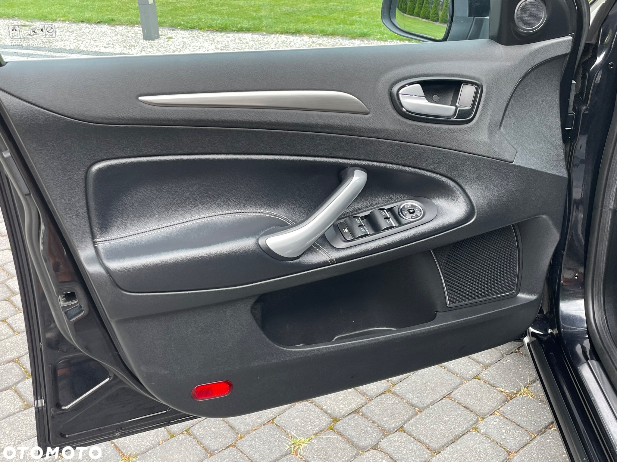 Ford Mondeo 2.5 Titanium - 28