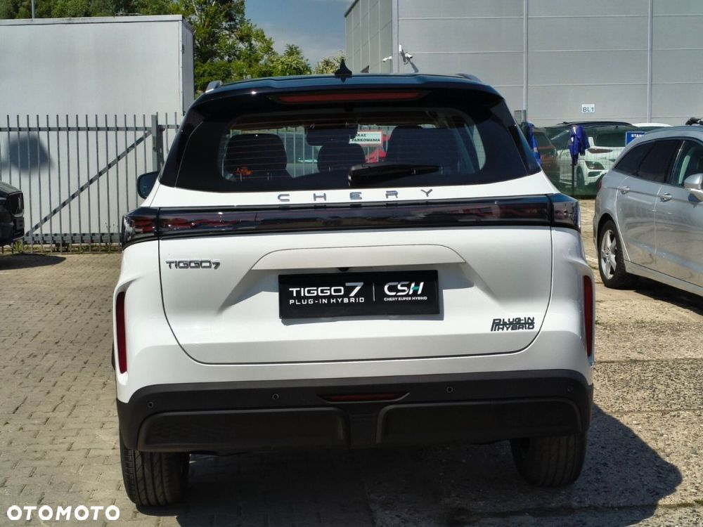 Chery Tiggo 7 1.5 T-GDI Super Hybrid Comfort DHT - 8