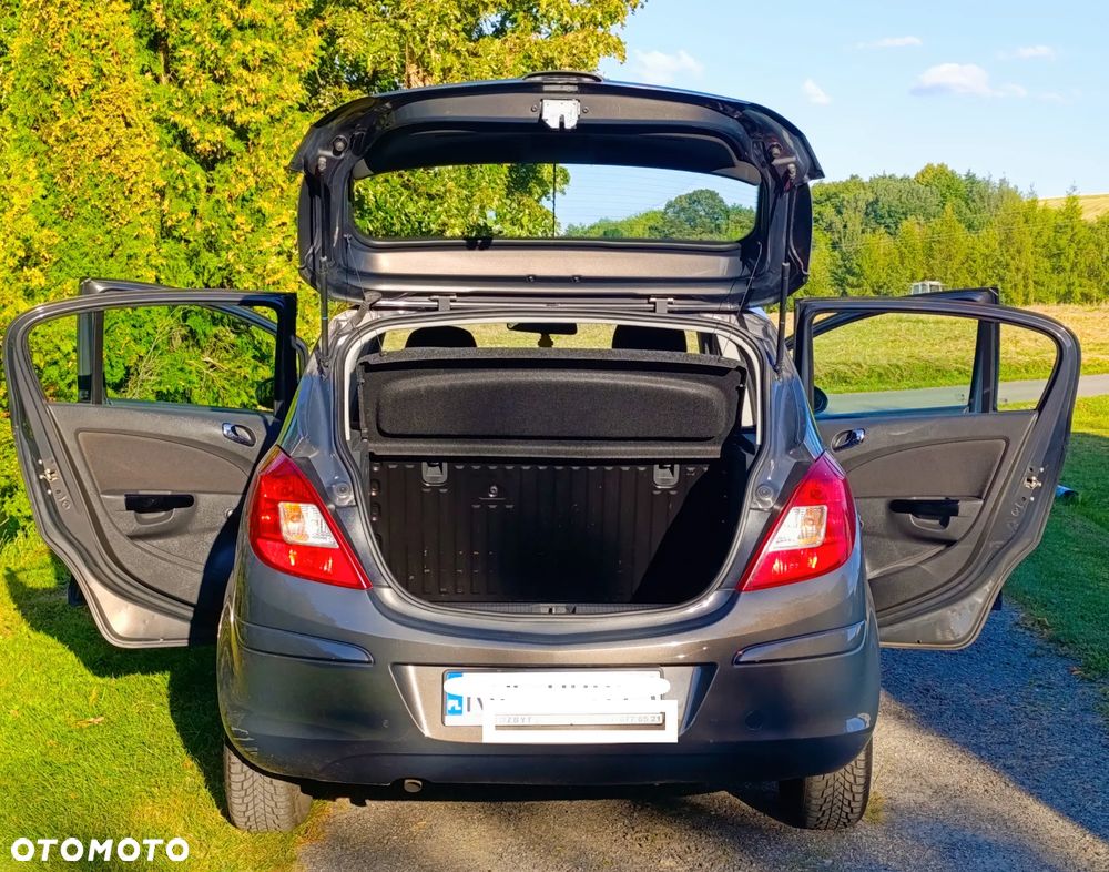 Opel Corsa 1.2 16V Edition / Active - 3