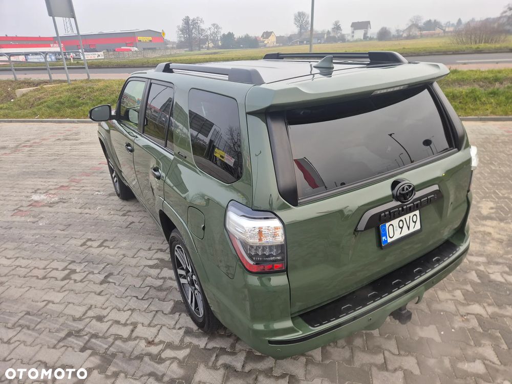 Toyota 4-Runner - 11