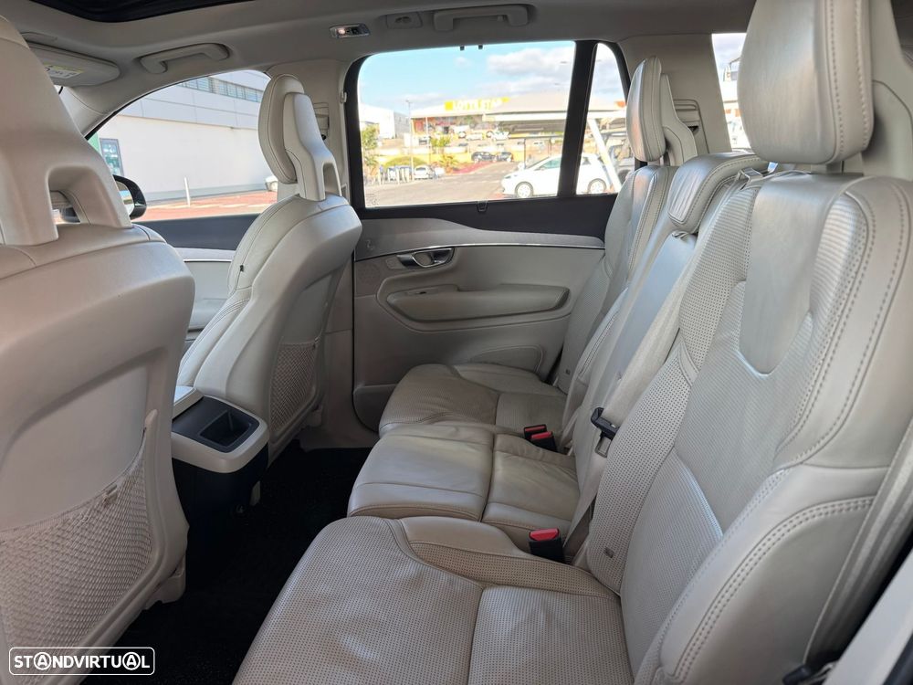 Volvo XC 90 - 35