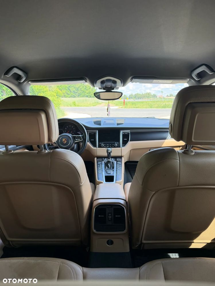 Porsche Macan Standard - 14