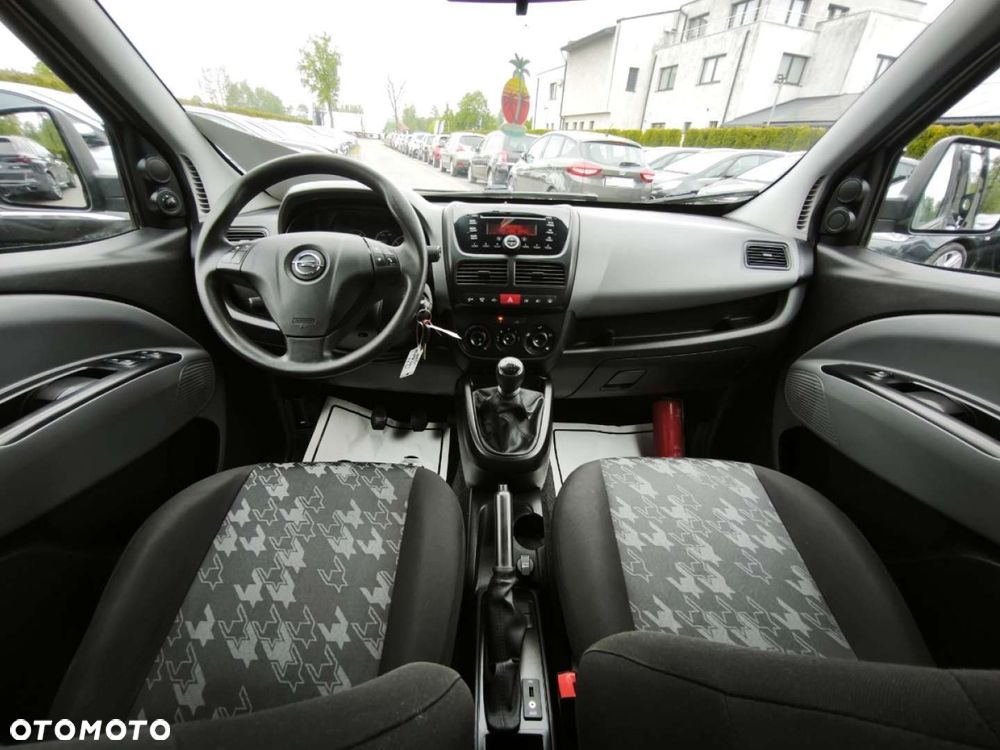 Opel Combo - 8