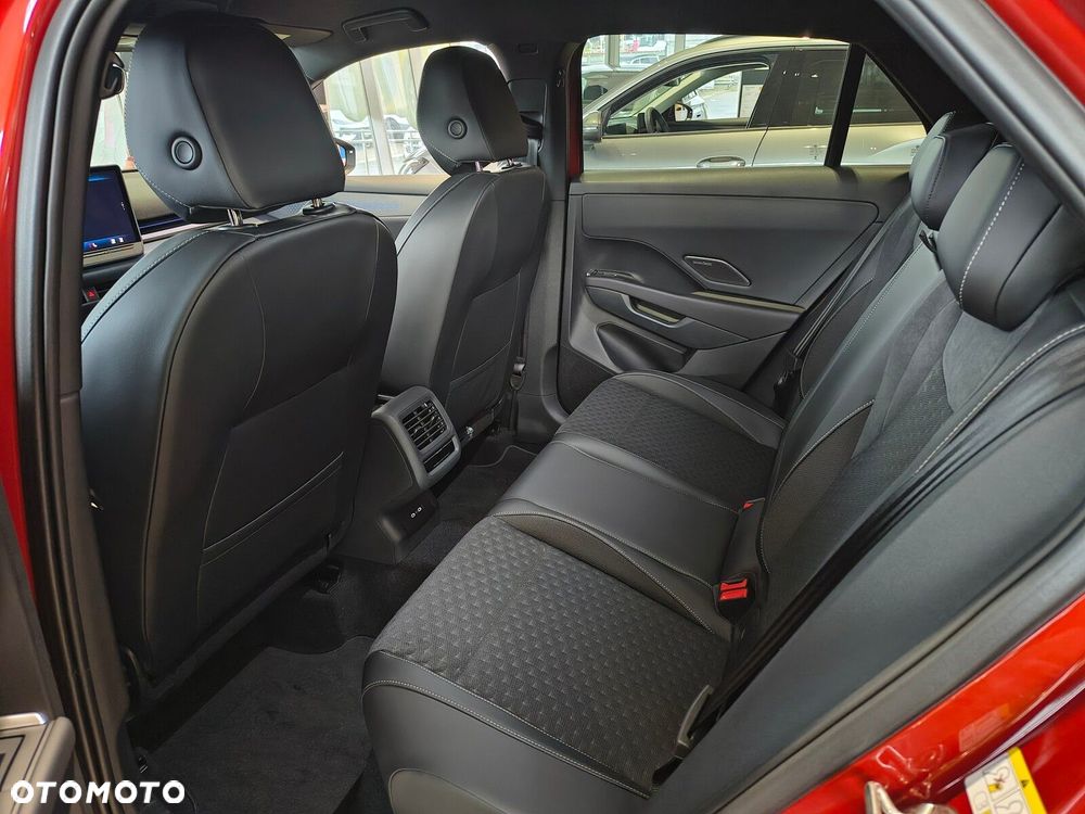 Volkswagen T-Roc 1.5 eTSI R-Line DSG - 11
