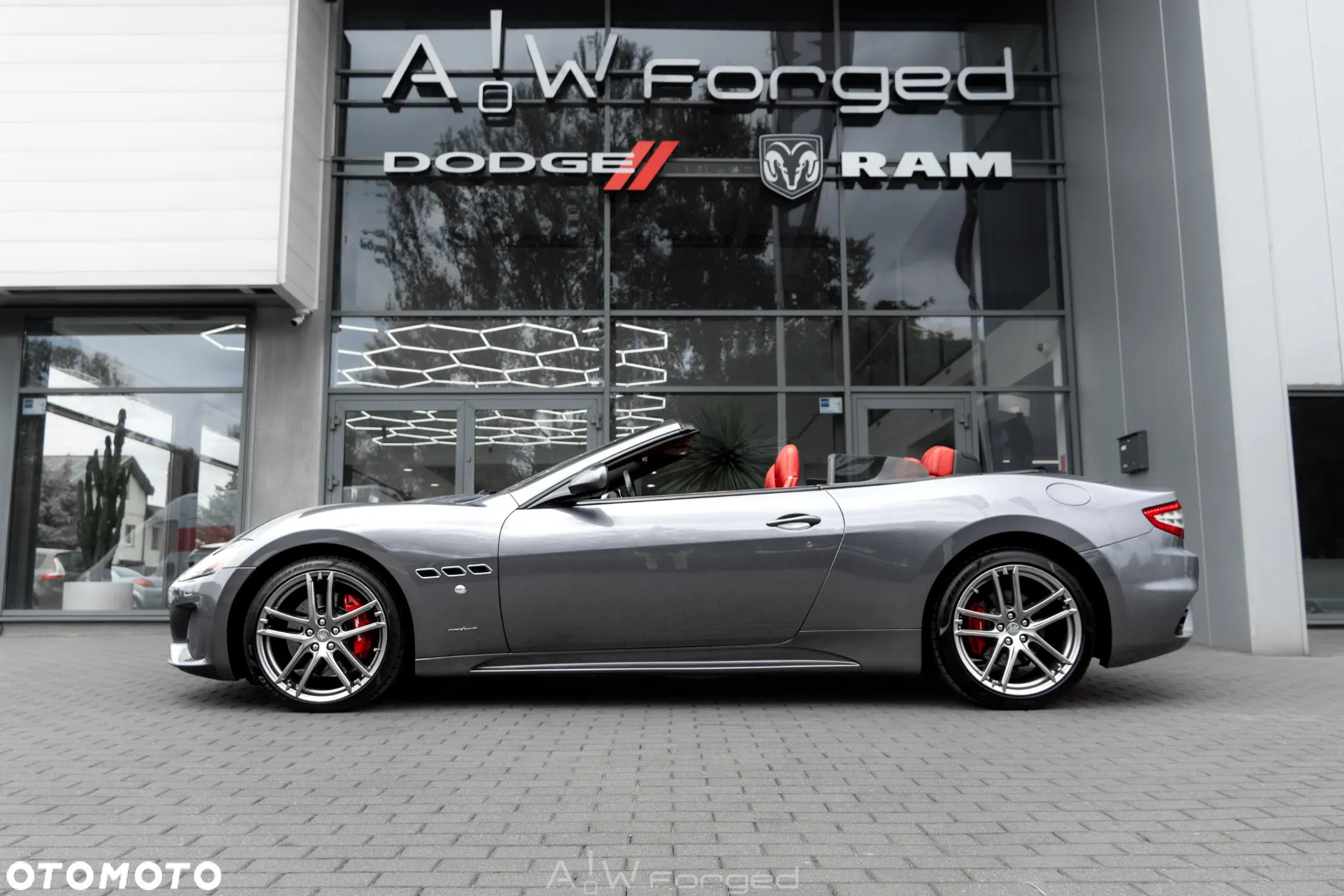 Maserati GranTurismo S Automat - 9
