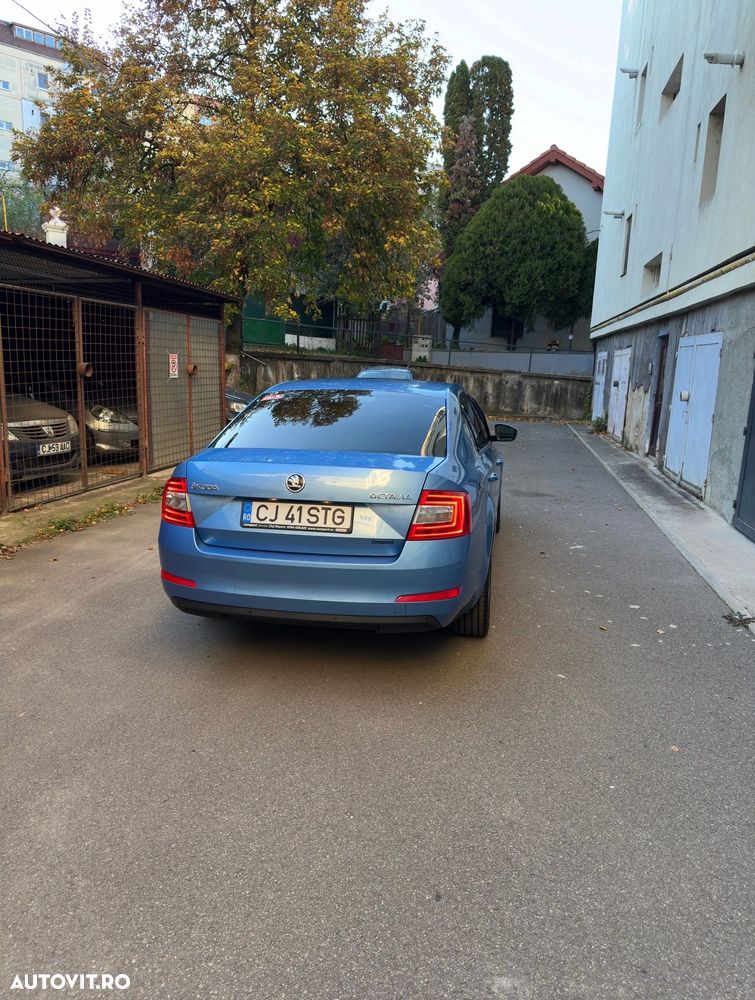 Skoda Octavia 2.0 TDI STYLE - 14