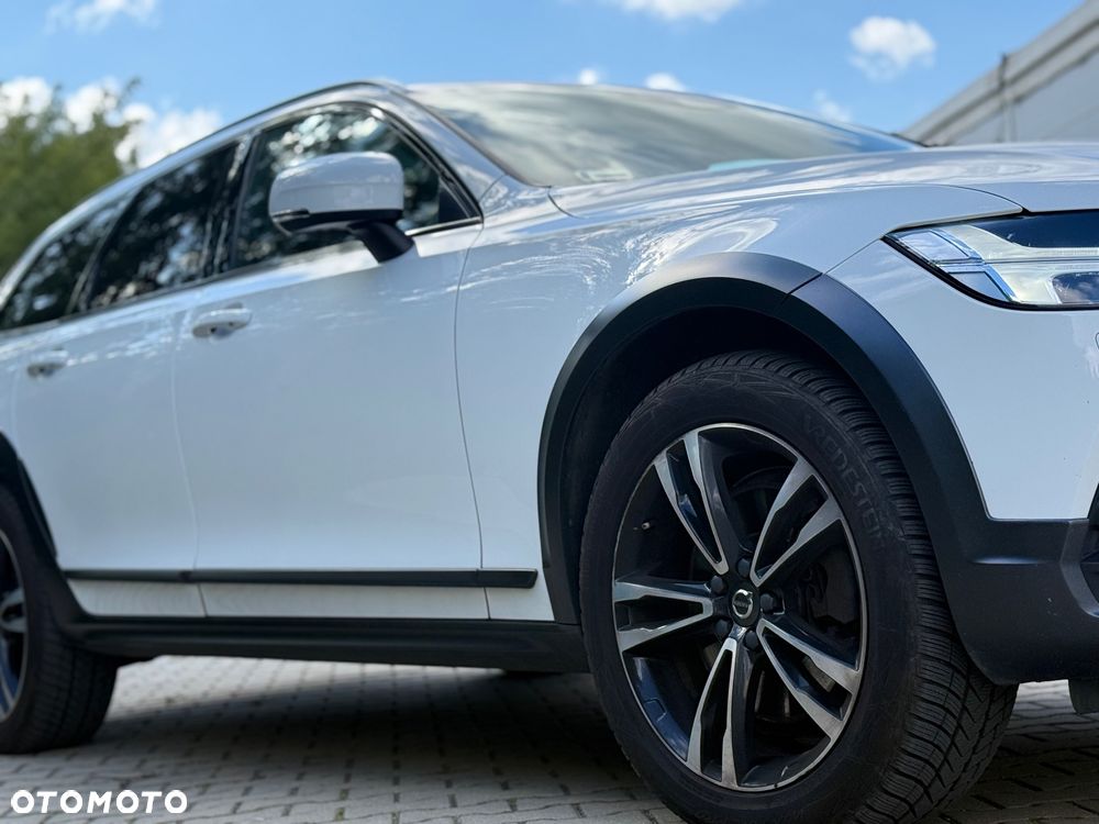 Volvo V90 Cross Country D5 AWD Pro - 11