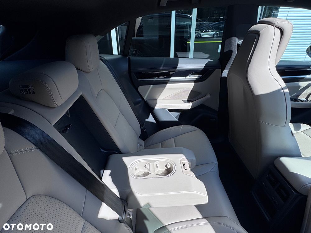 Porsche Macan 4 100kWh - 25