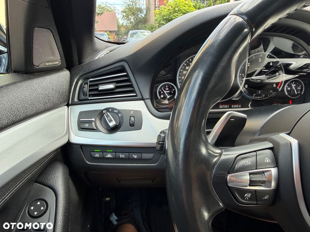 BMW Seria 5 530d xDrive Sport-Aut - 27