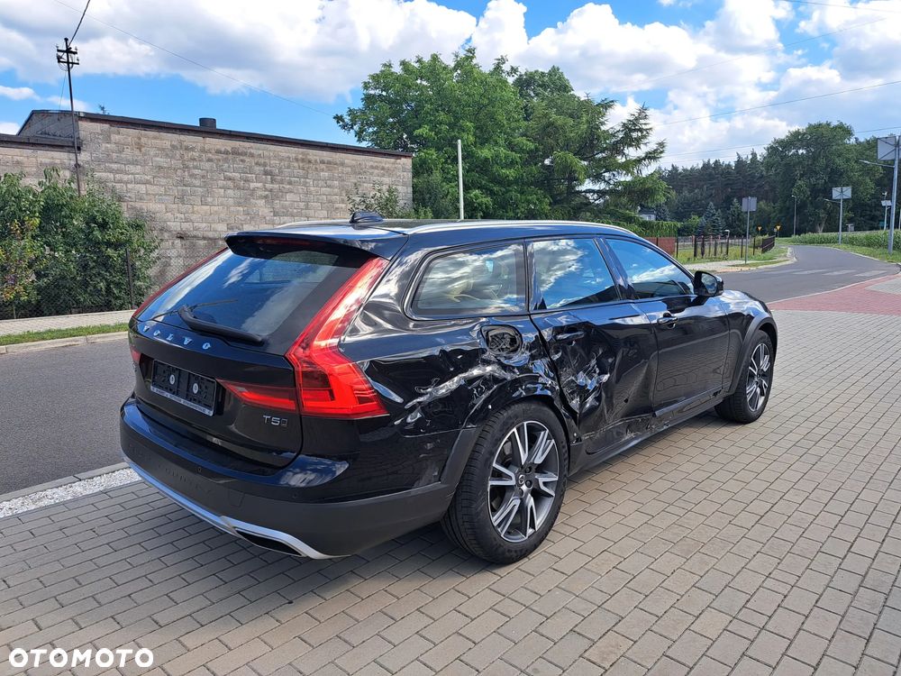 Volvo V90 Cross Country T5 AWD Geartronic - 4