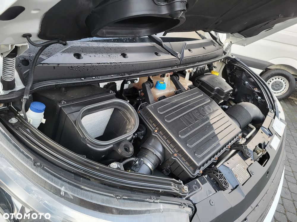 Iveco DAILY 35 S 16 HIMATIC AUTOMAT-L2 H2-HAK 3500 KG-KLIMA-ŁADNY - 20
