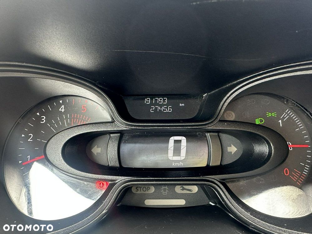 Renault Trafic - 19