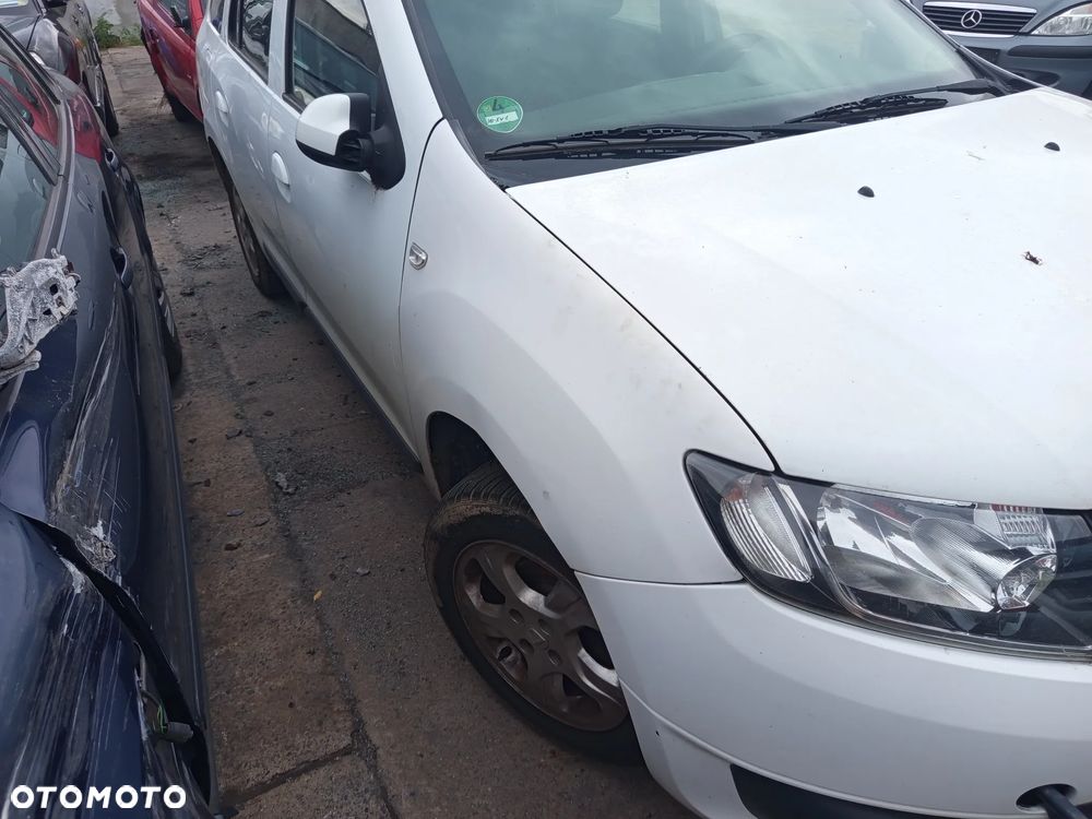 dacia logan mcv II  d389 klapa zderzak tył lampa poznan - 5