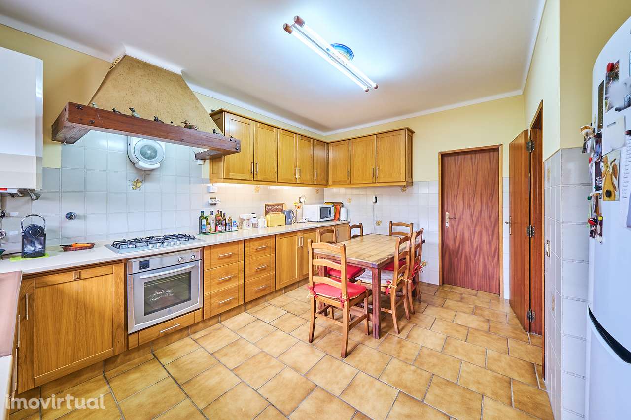 Moradia Geminada 4 Quartos - Pinhal Novo - Grande imagem: 3/41