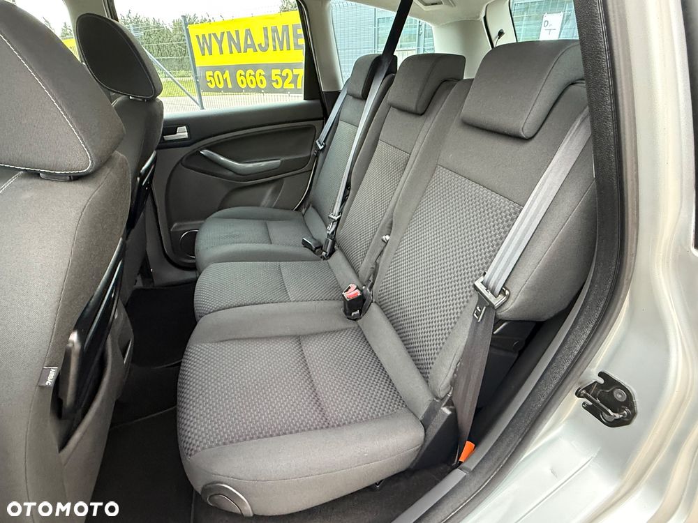 Ford C-MAX - 21