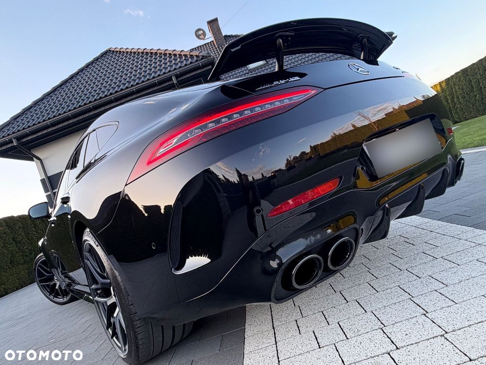 Mercedes-Benz AMG GT 43 4-Matic+ Special Edition Red - 38