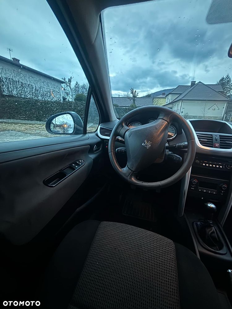 Peugeot 207 1.4 Trendy - 5