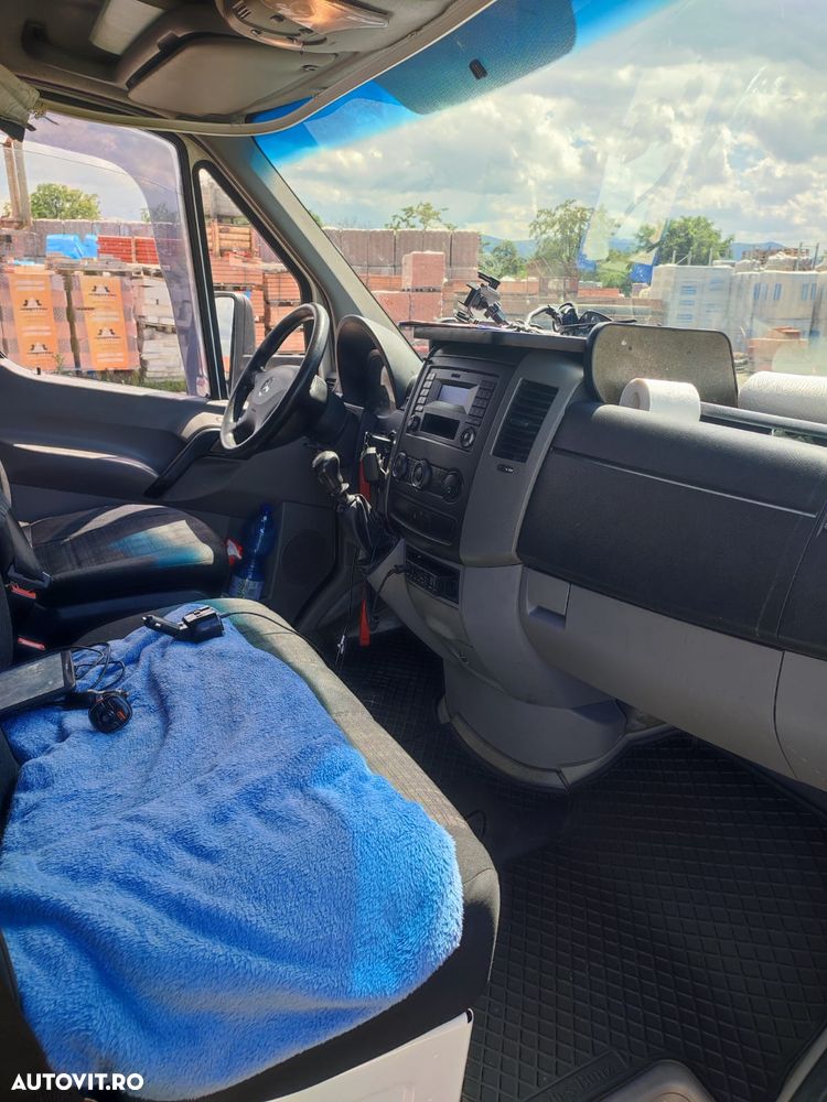 Mercedes-Benz Sprinter - 5
