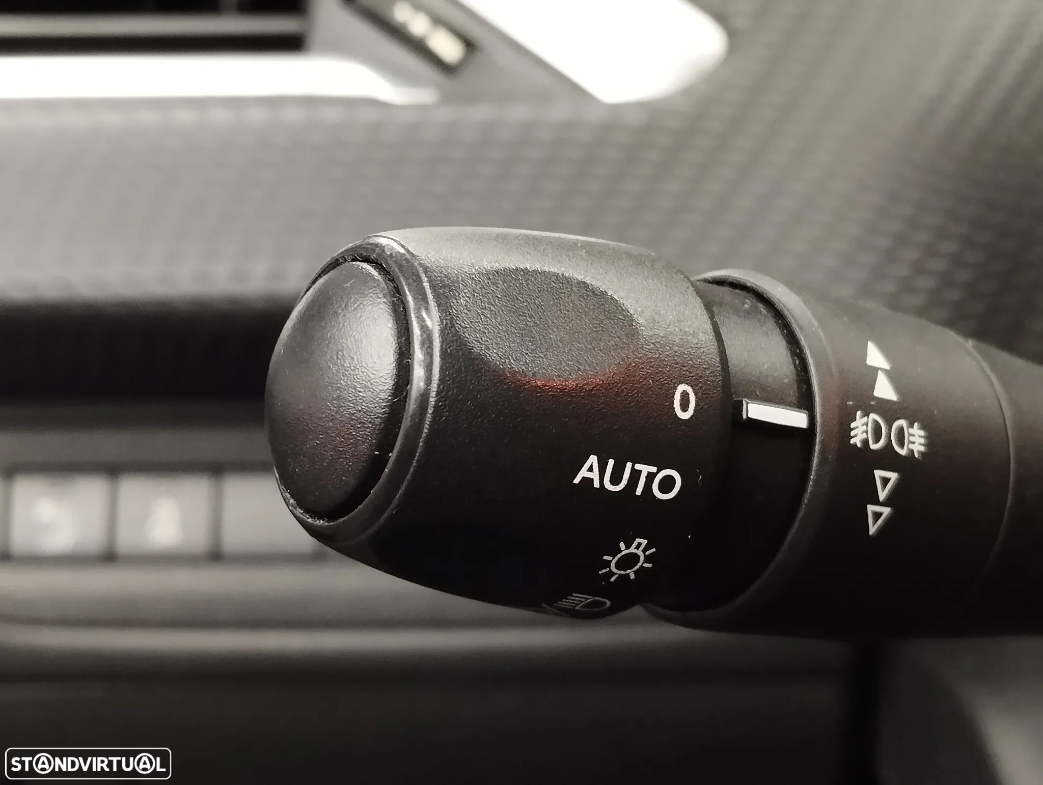 Peugeot 2008 1.4 HDi Active - 18