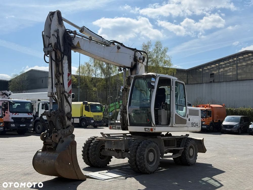 Liebherr A 904 C LITRONIC KOPARKA KOŁOWA - 1