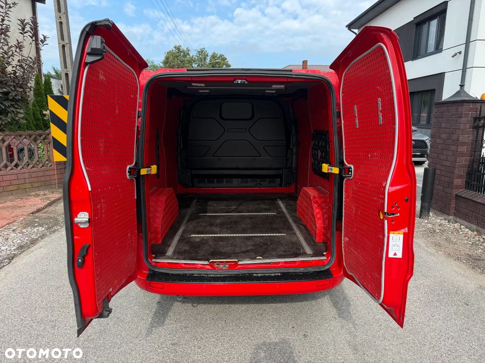 Ford TRANSIT CUSTOM - 31