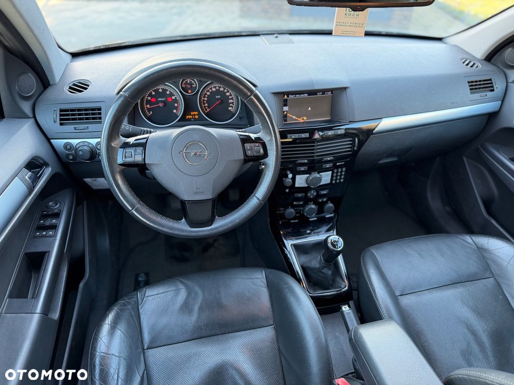 Opel Astra 1.6 Color Edition - 15