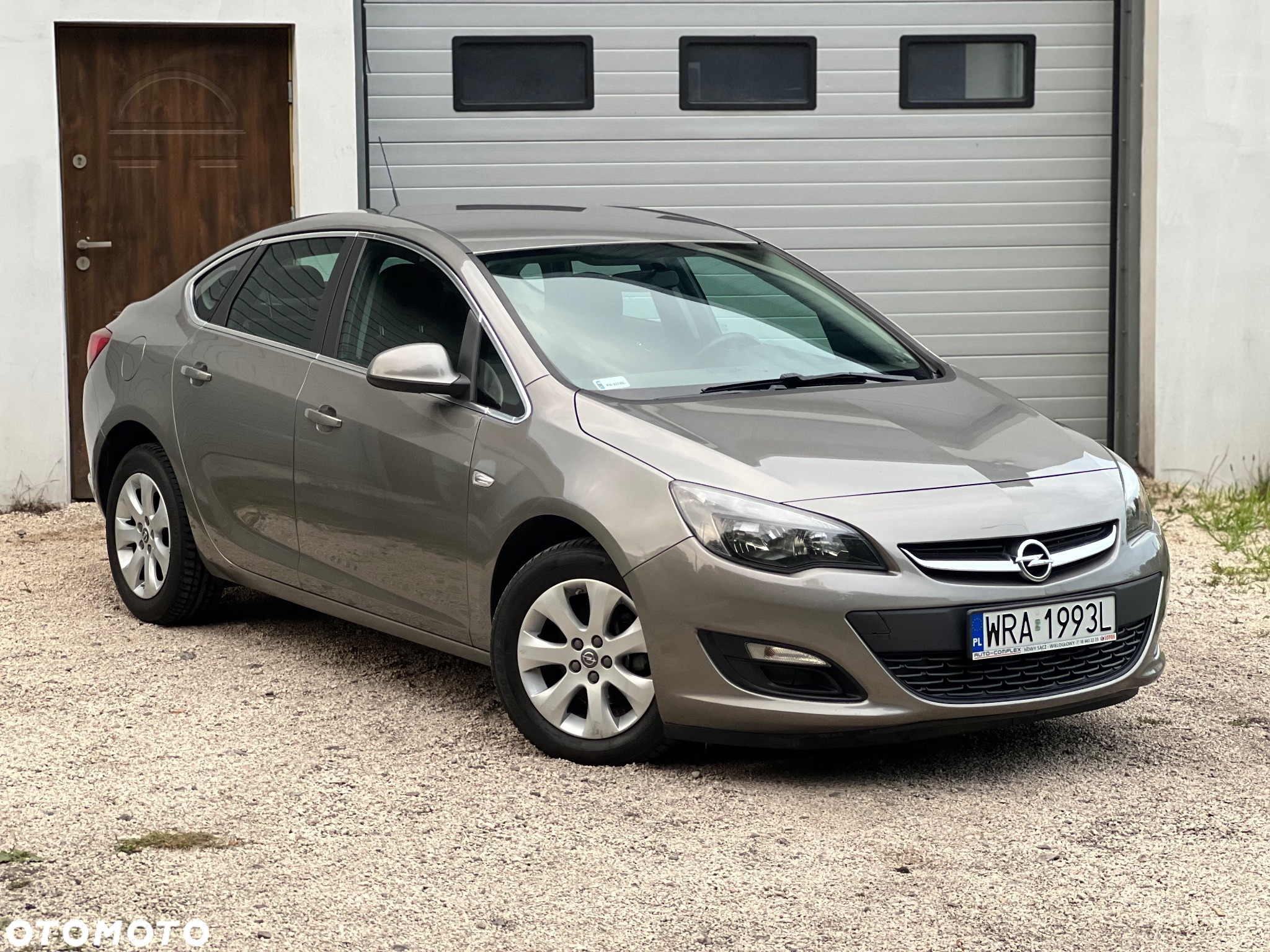 Opel Astra IV 1.4 T Business S&S - 3