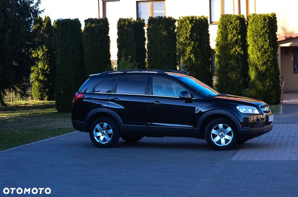 Chevrolet Captiva 2.4 2WD 7 Sitzer LS Family Edition - 2
