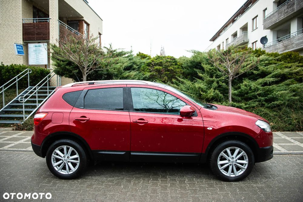 Nissan Qashqai 2.0 dCi 4 x 4 DPF tekna - 10