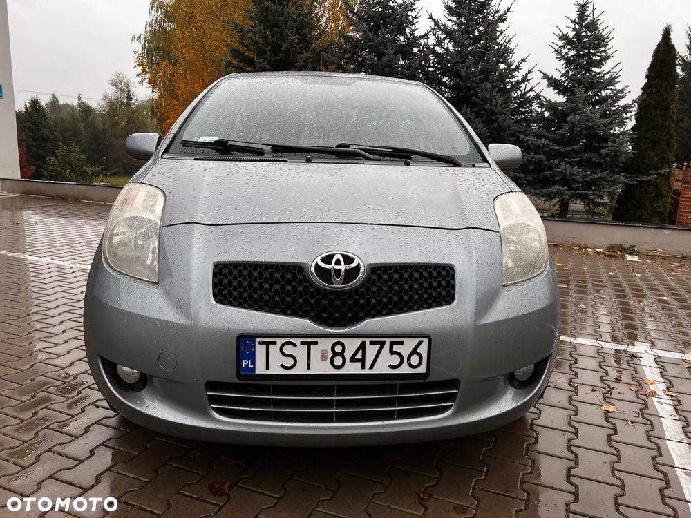 Toyota Yaris - 7