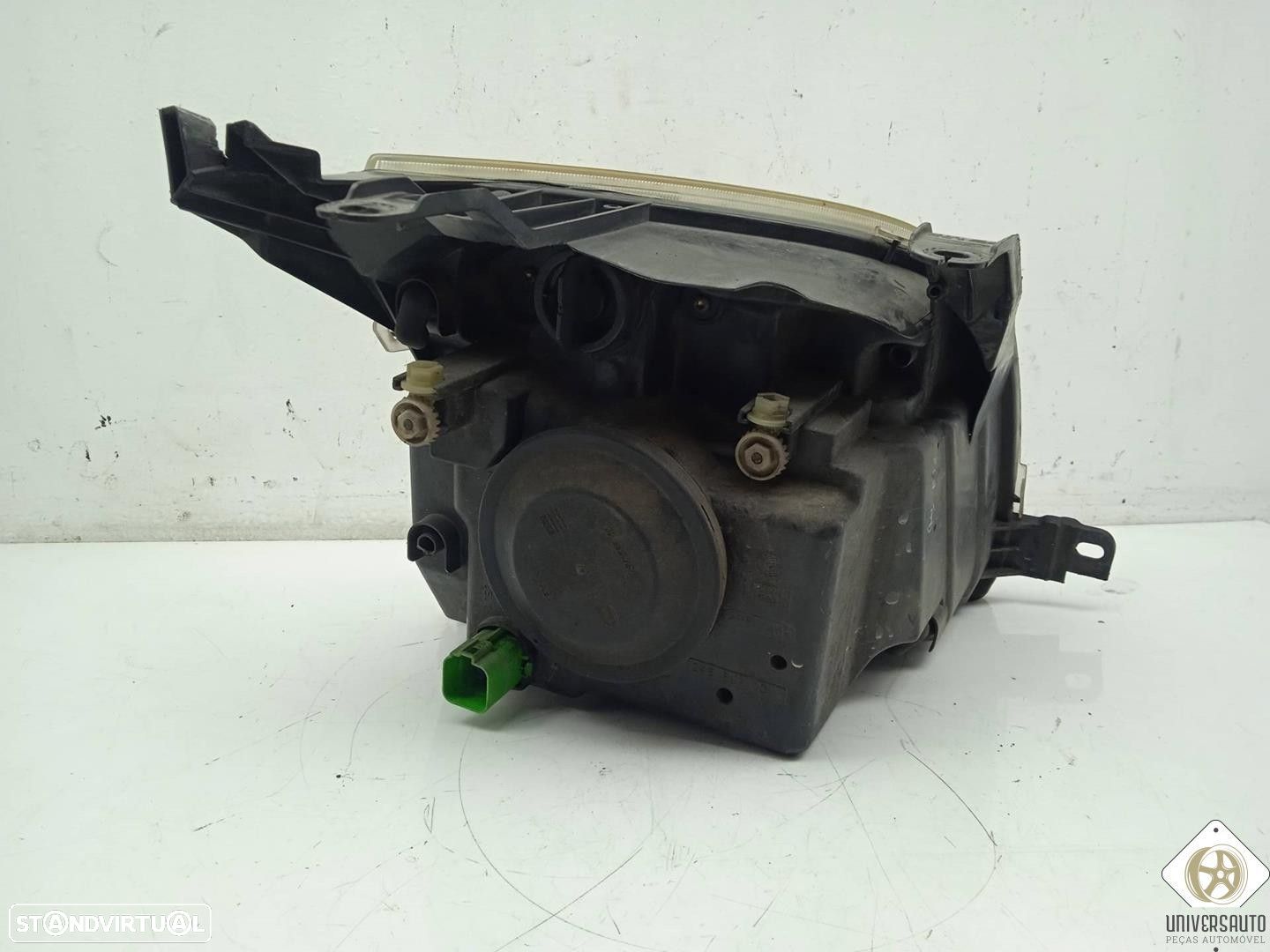 FAROL ESQUERDO FORD FUSION 2005 - 1
