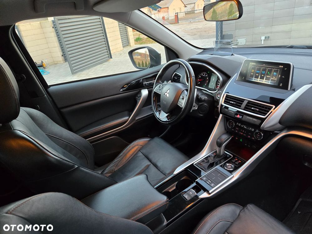 Mitsubishi Eclipse Cross 1.5 T GPF Intense Pro CVT 4WD - 36