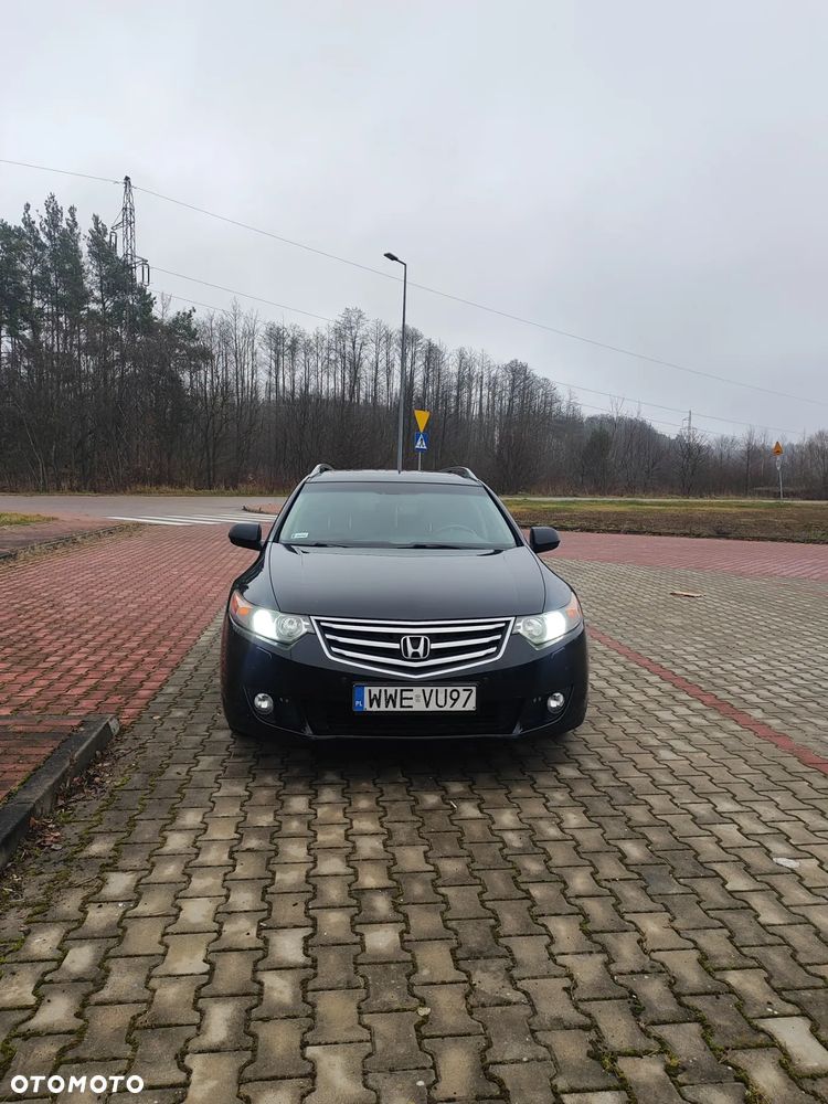 Honda Accord 2.0 Executive - 1