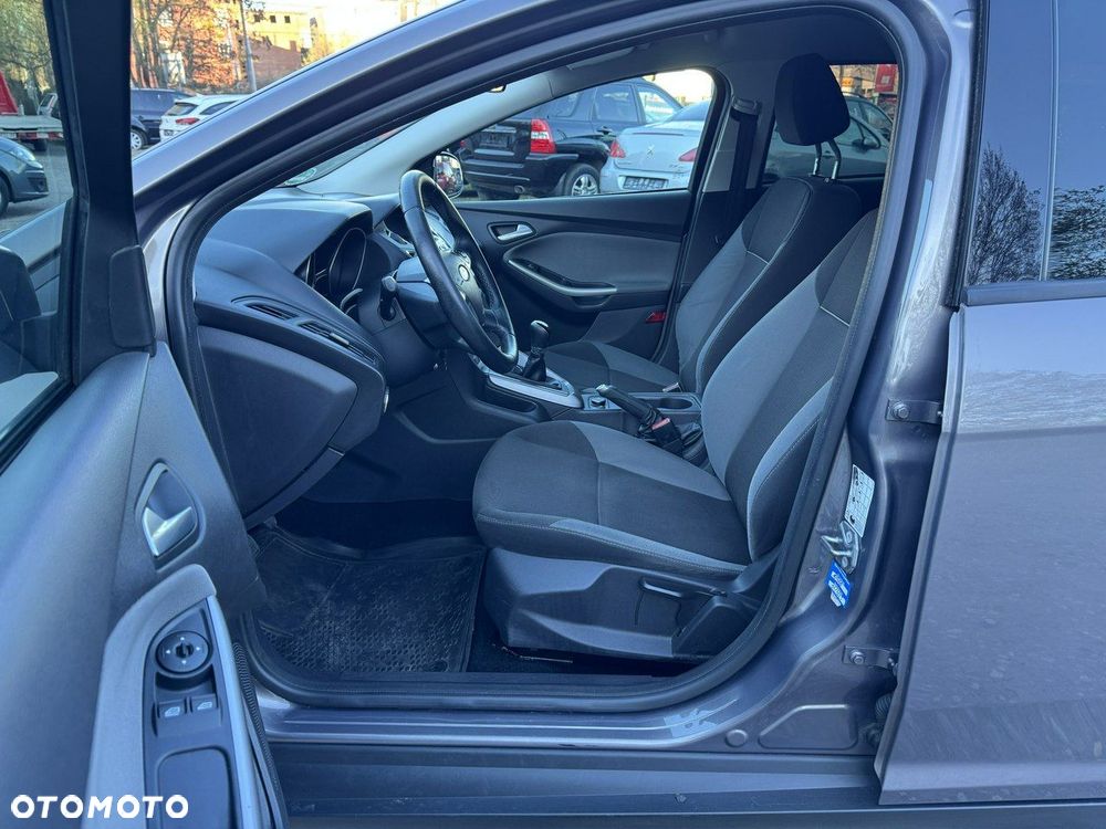 Ford Focus - 21
