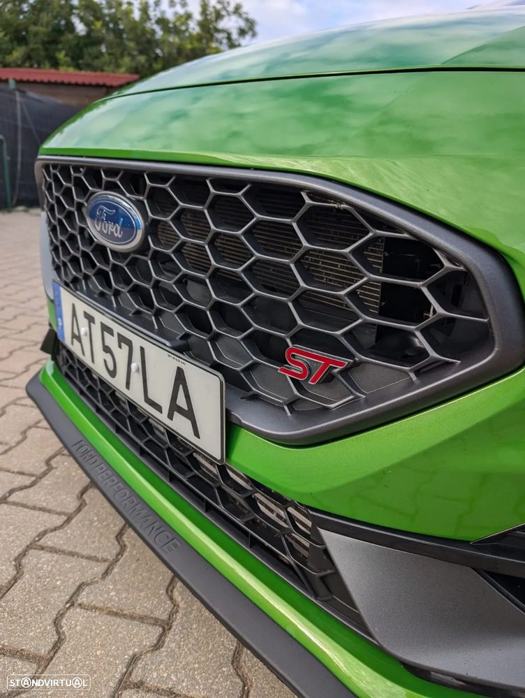 Ford Fiesta 1.5 EcoBoost ST High - 21