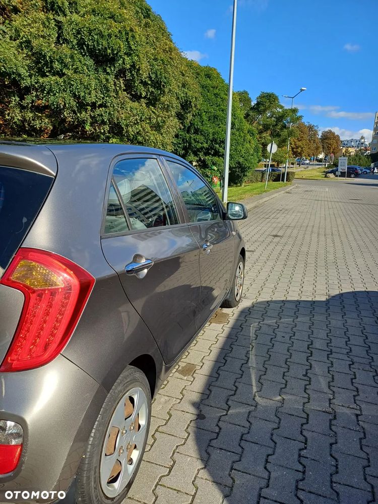 Kia Picanto - 4