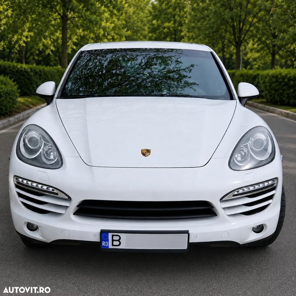 Porsche Cayenne - 4