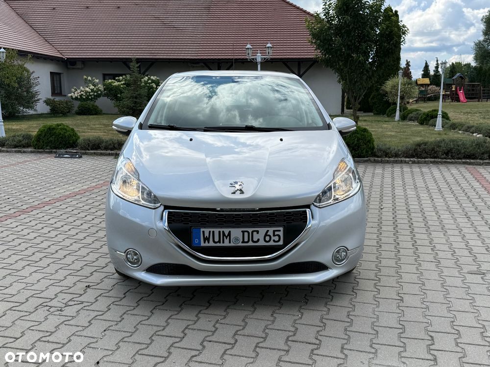 Peugeot 208 1.4 VTi Allure - 3