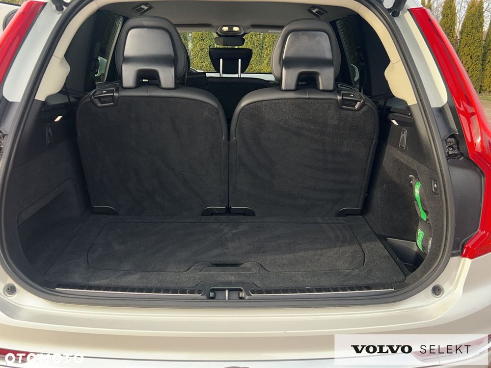 Volvo XC 90 - 20
